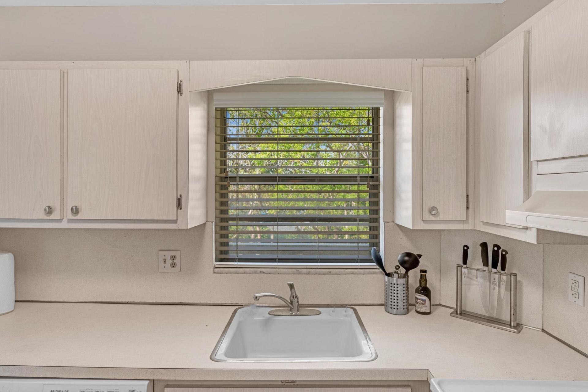 100 Royal Palm Way, Unit 303, Boca Raton, FL 33432 Photo