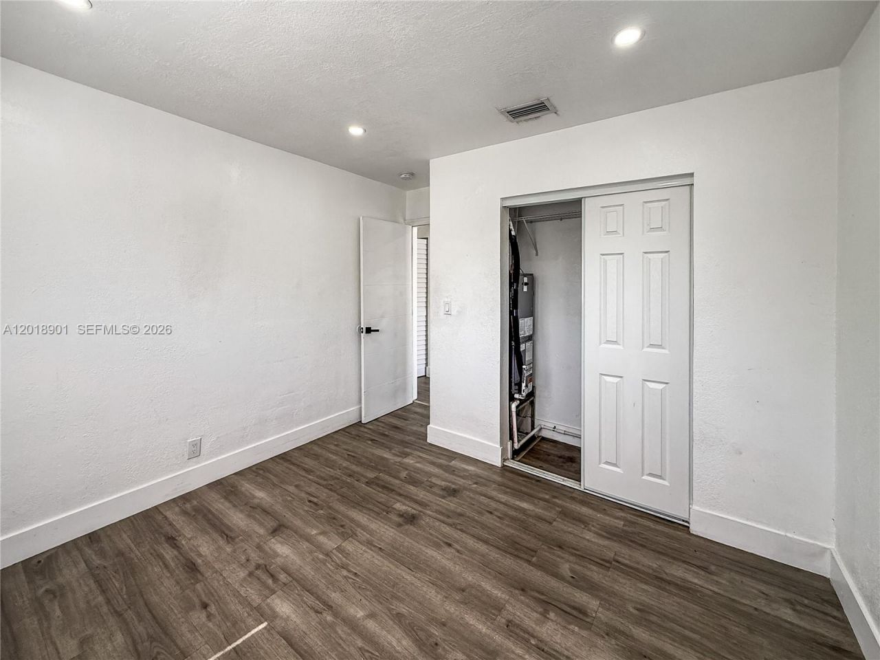 2620 NW 18th Ter , Oakland Park, FL 33311 Photo