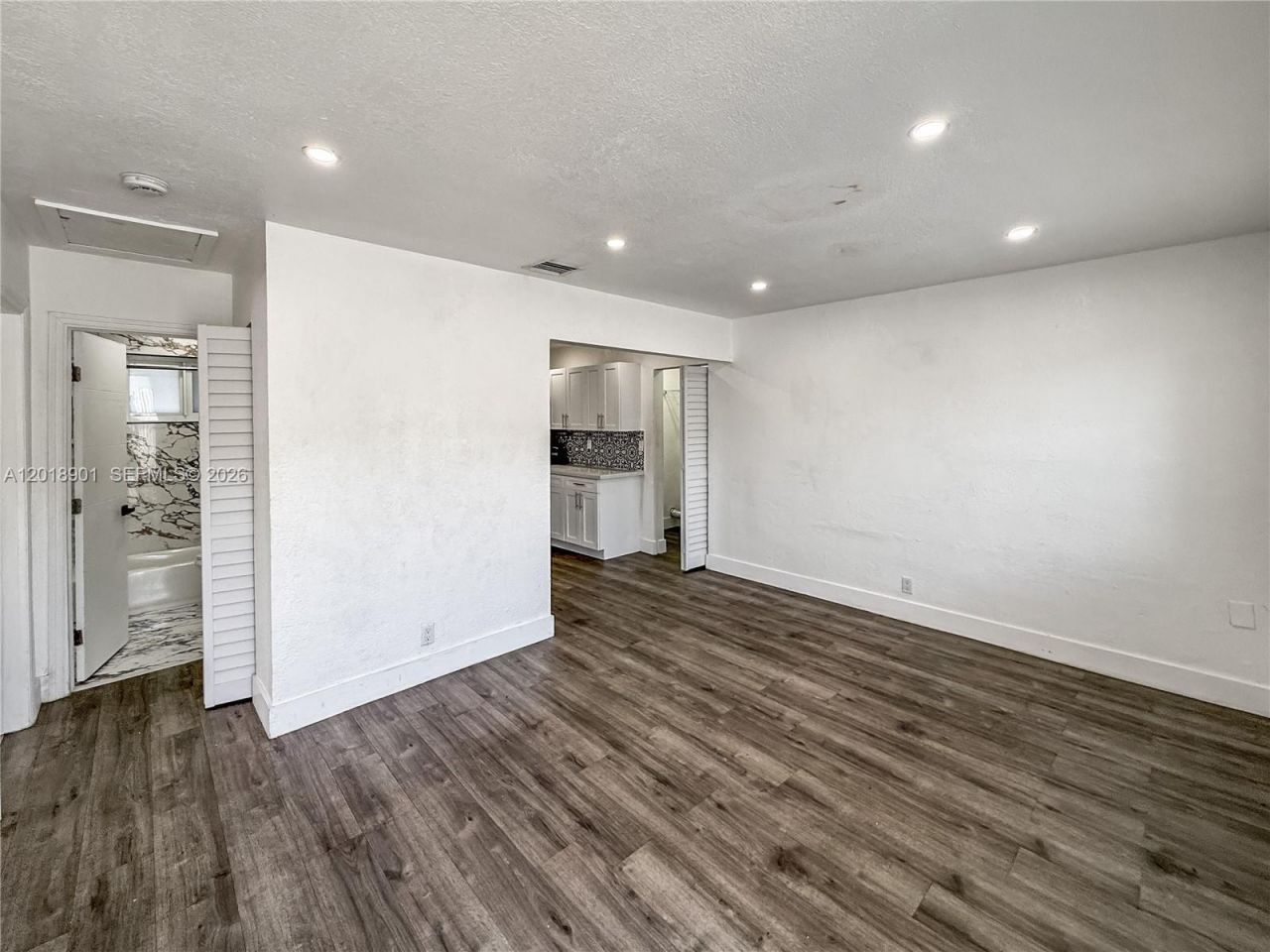 2620 NW 18th Ter , Oakland Park, FL 33311 Photo