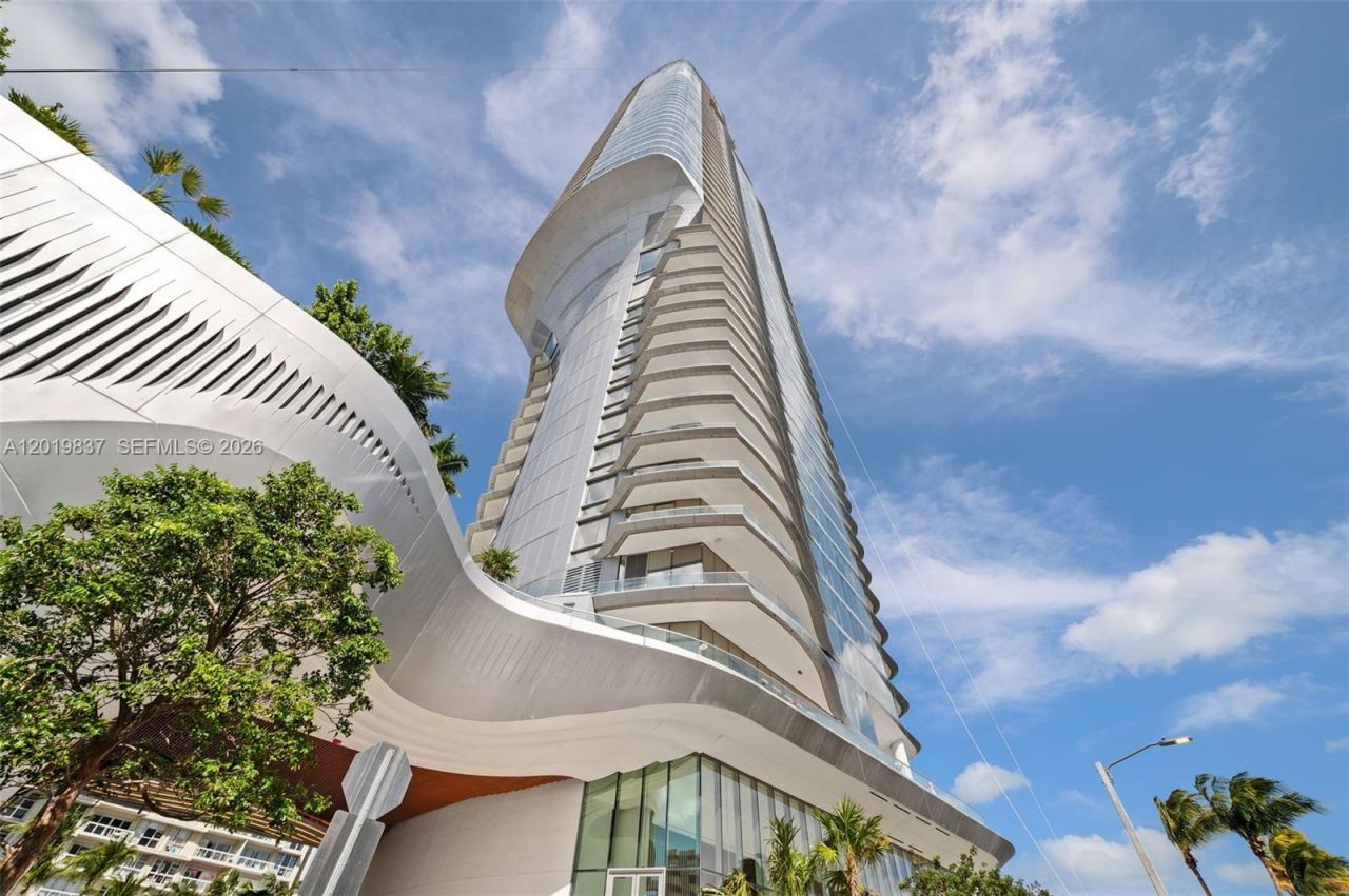 175 SE 25 Rd , Unit 801, Miami, FL 33129 Photo