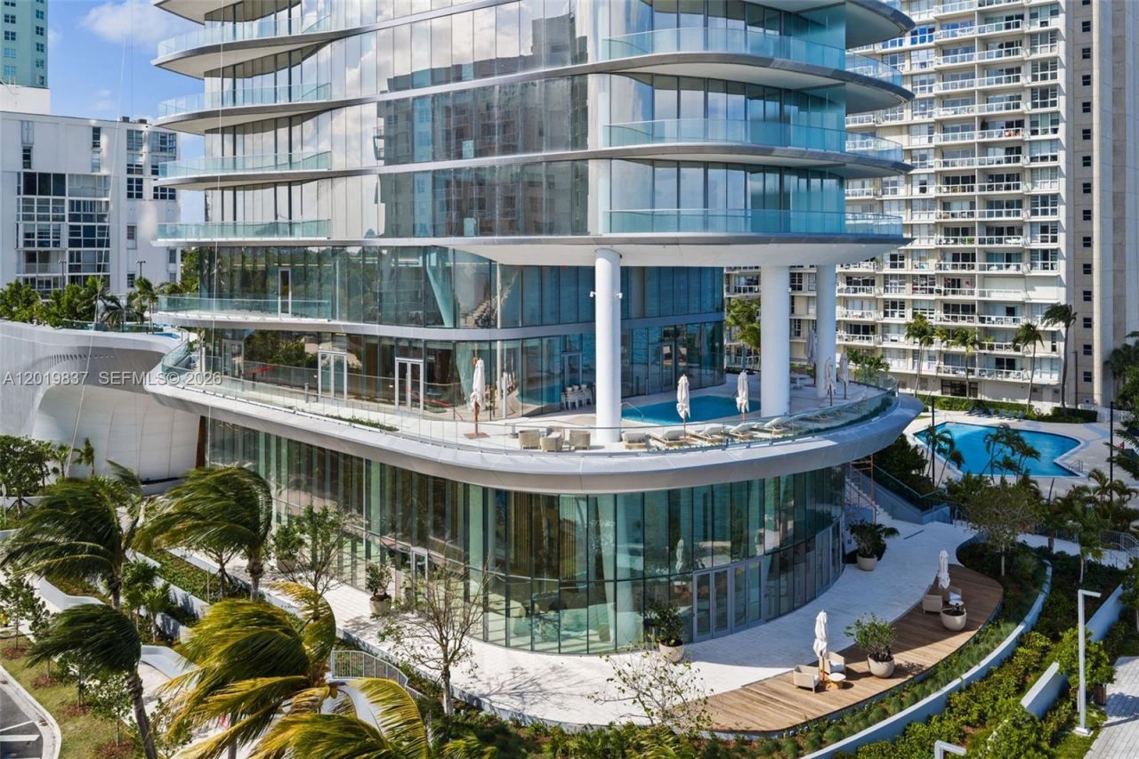 175 SE 25 Rd , Unit 801, Miami, FL 33129 Photo