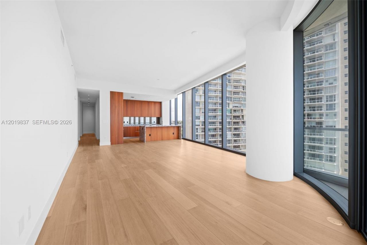 175 SE 25 Rd , Unit 801, Miami, FL 33129 Photo