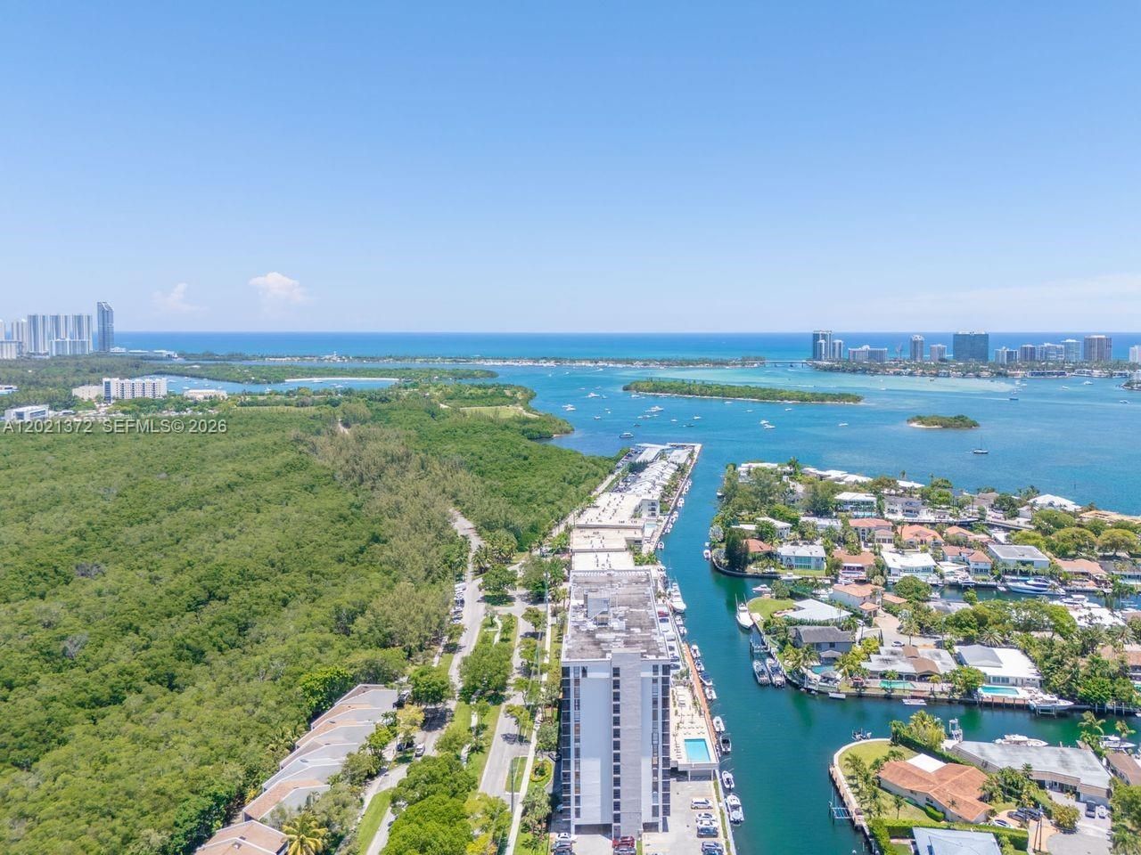 2500 NE 135th St , Unit B506, North Miami, FL 33181 Photo