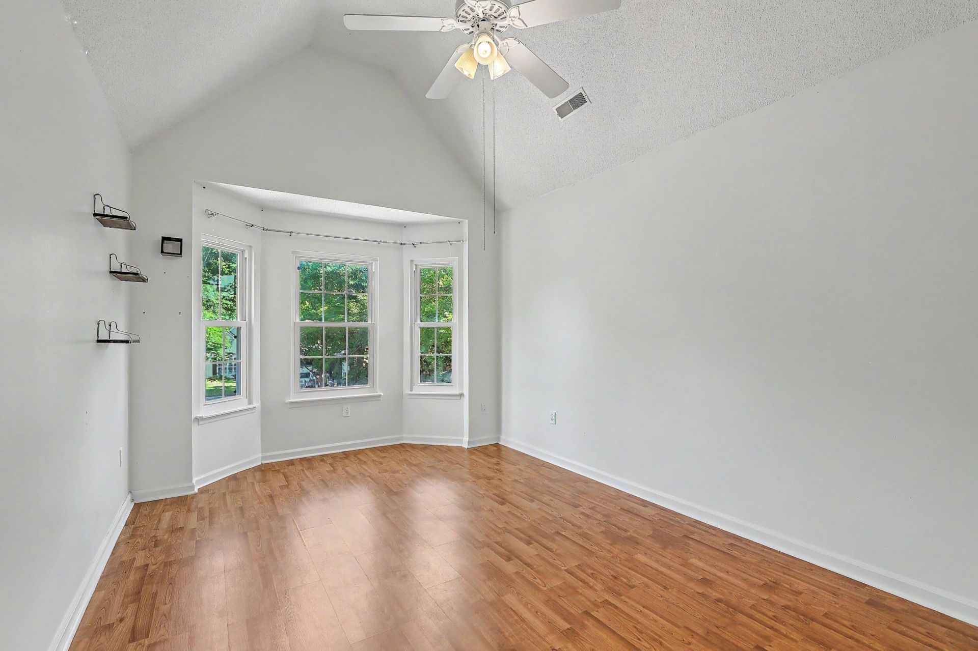 1759 Crystal Lake Drive Photo 19