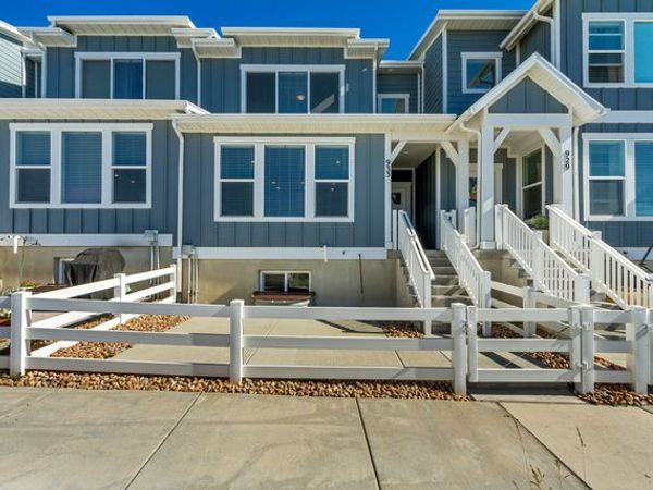 933 W LITTLE TIGER CT N, Unit 555, Saratoga Springs, UT 84045