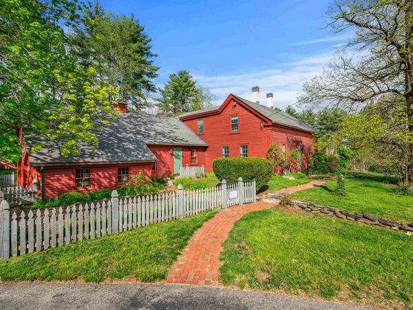 29 Averill Road, Brookline, NH 03033