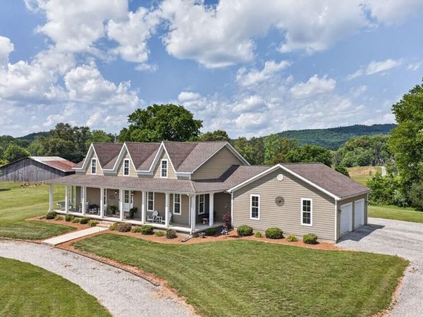 1444 Cherry Creek Rd, Sparta, TN