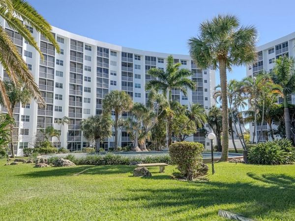 2731 NE 14th Street, Unit 138, Pompano Beach, FL 33062