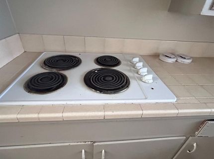 2406 W Hammer Ln, Stockton, CA 95209 Photo