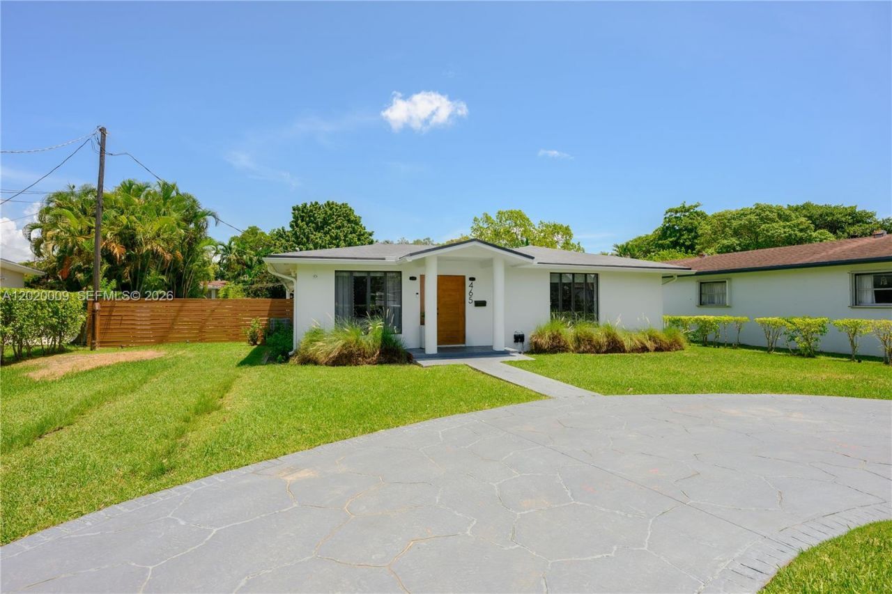 465 NE 112th St , Miami, FL 33161 Photo
