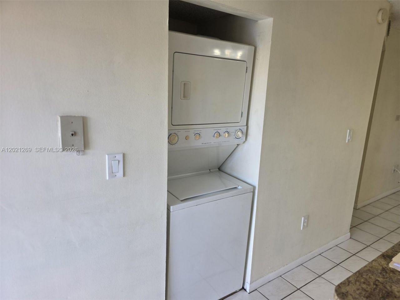 5560 W 21st Ct , Unit 308, Hialeah, FL 33016 Photo