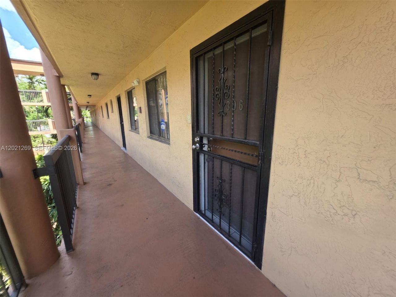 5560 W 21st Ct , Unit 308, Hialeah, FL 33016 Photo
