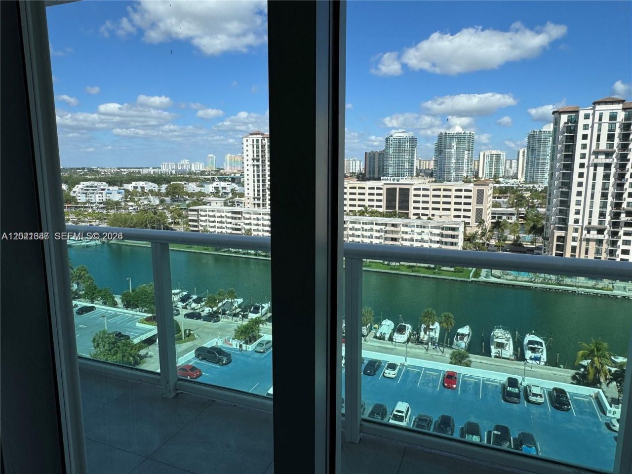 100 Bayview Dr , Unit 1428, Sunny Isles Beach, FL 33160 Photo