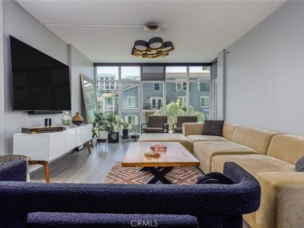 411 W Seaside Way, Unit 302, Long Beach, CA 90802