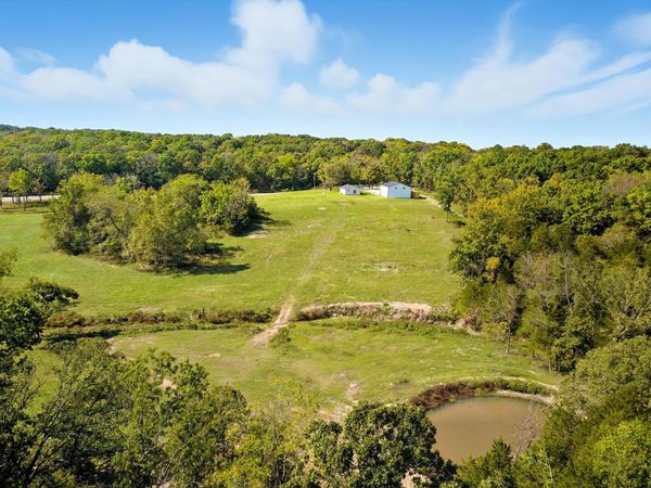 000 N Dade 181 , Greenfield, MO 65661