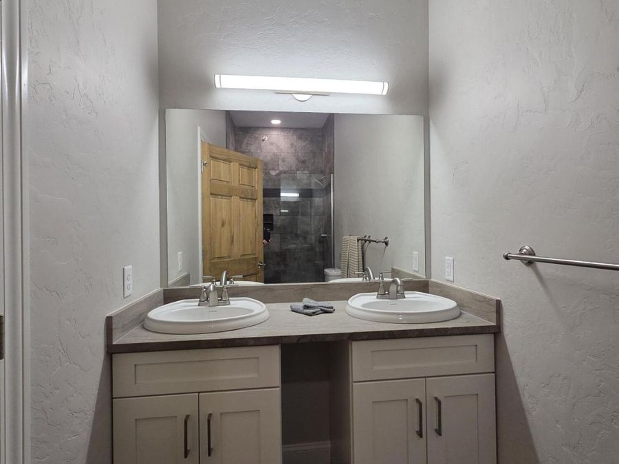 Property Image 130