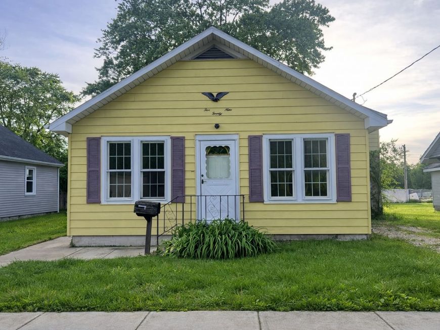 Main Photo
