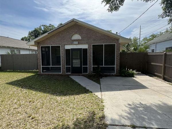 615 N A St, Pensacola, FL 32501