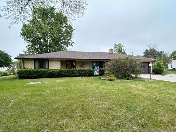 1401 W 5th Street, Storm Lake, IA 50588