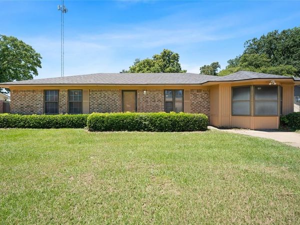 230 County Road 2302, Mineola, TX 75773