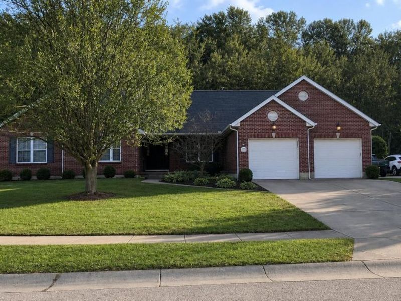 4381 Rita Mae Drive, Fairfield, OH 45014 Photo 2