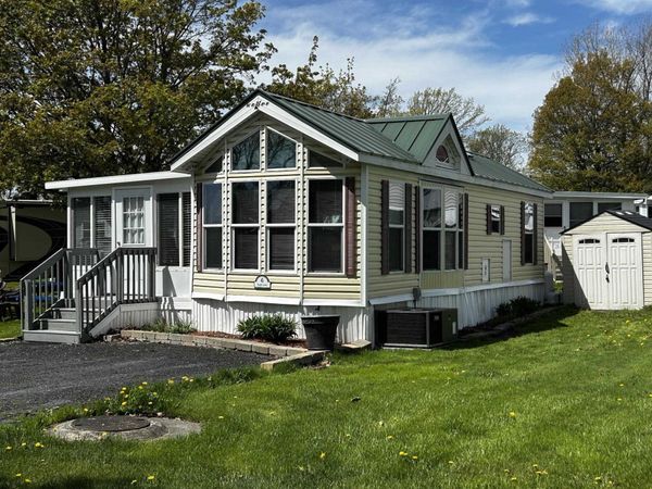6 Eagle Lane, Unit EA006, South Hero, VT 05486