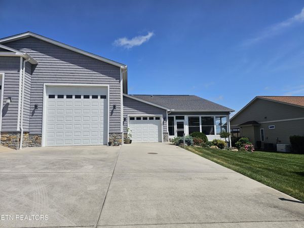 159 Holly Tree Drive, Crossville, TN 38555