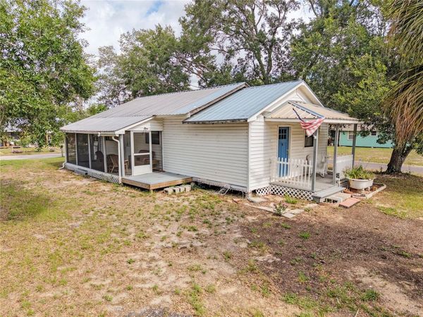 120 CHESNEY BOULEVARD , FROSTPROOF, FL 33843