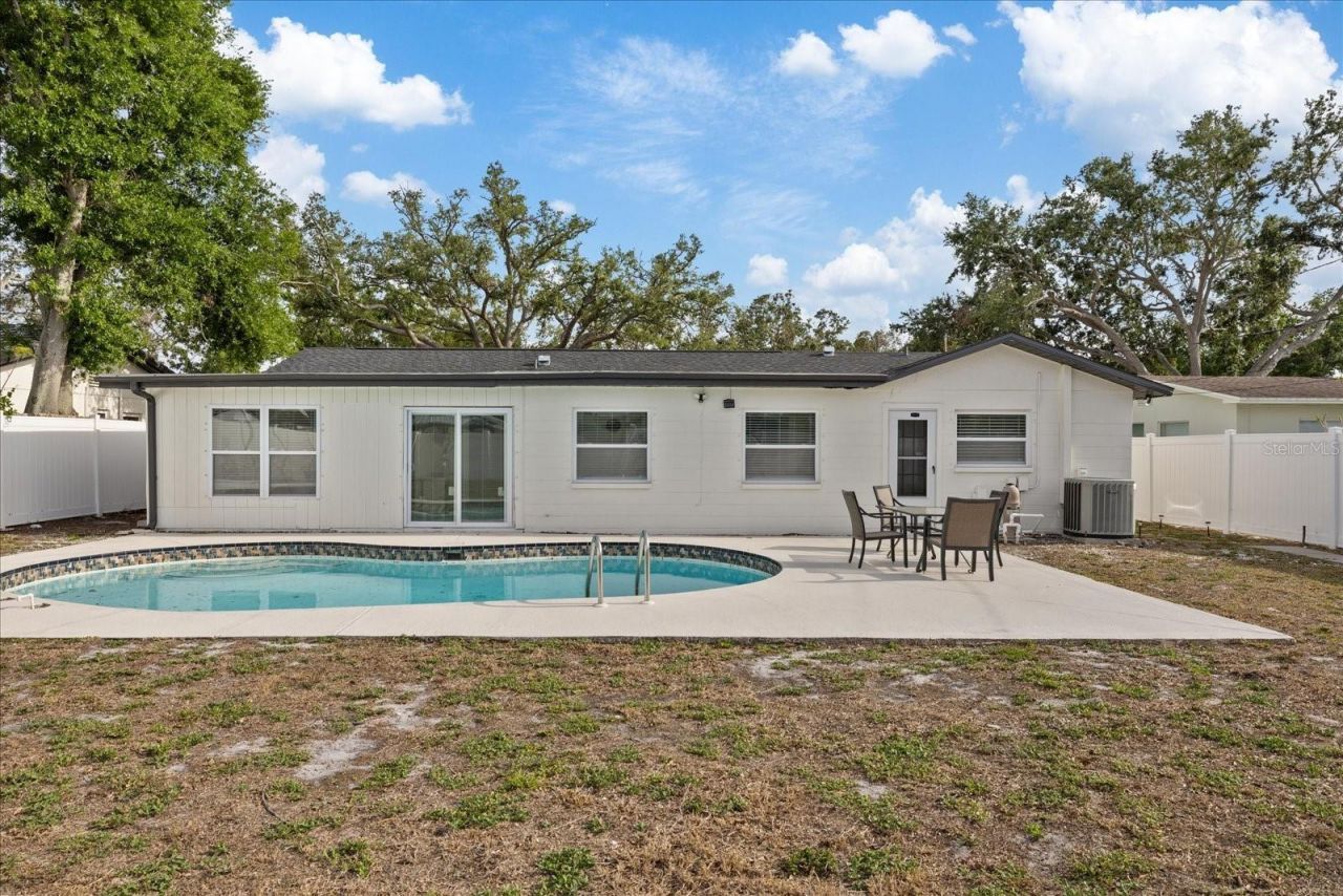 2461 69th Avenue S, Saint Petersburg, FL 33712 Photo