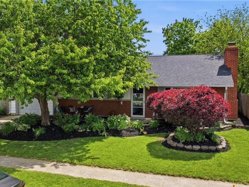420 Falcon Drive, New Carlisle, OH 45344 Photo 1