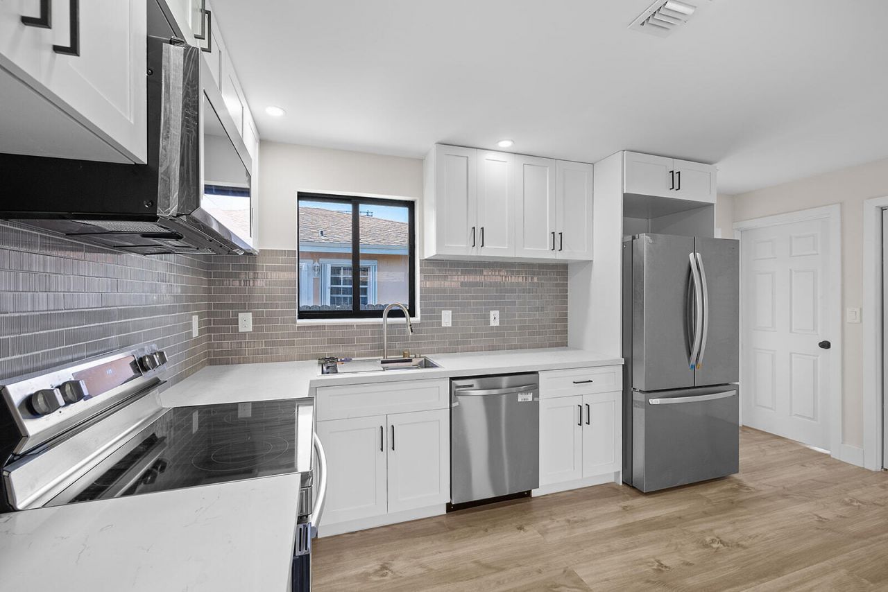 1522 NW 41st Street, Miami, FL 33142 Photo