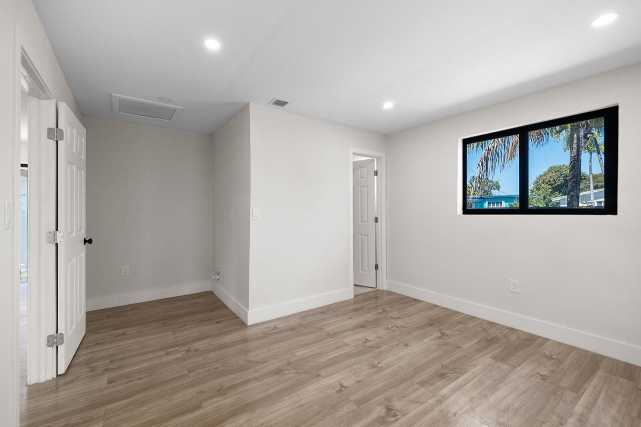 1522 NW 41st Street, Miami, FL 33142 Photo