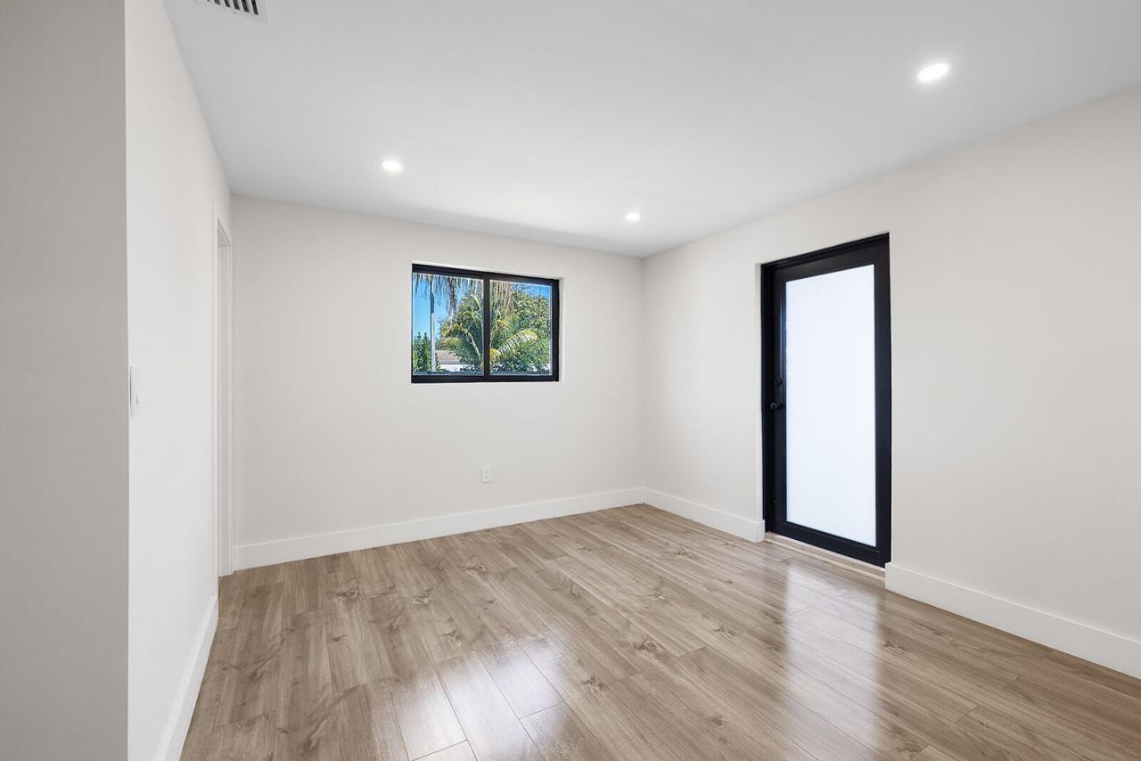 1522 NW 41st Street, Miami, FL 33142 Photo