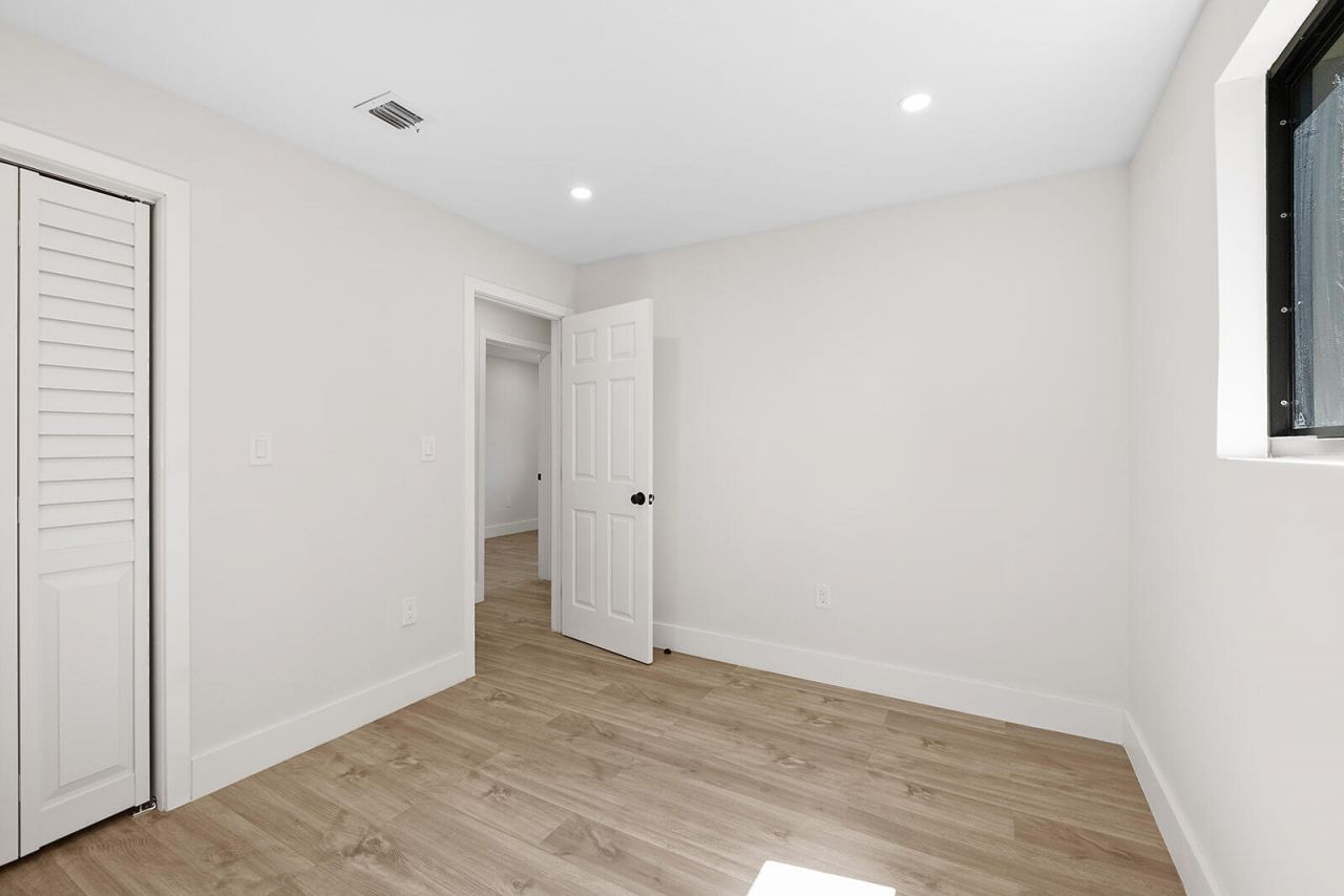 1522 NW 41st Street, Miami, FL 33142 Photo