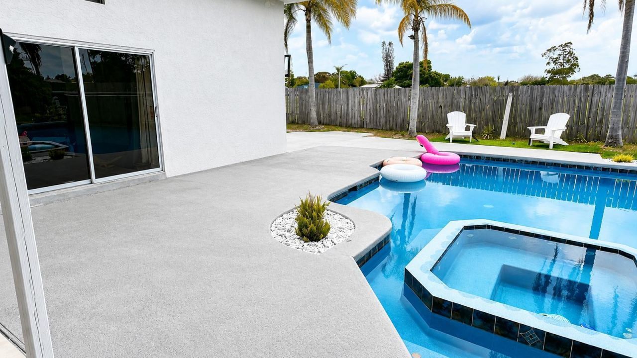 2068 SE Triumph Road, Port Saint Lucie, FL 34952 Photo