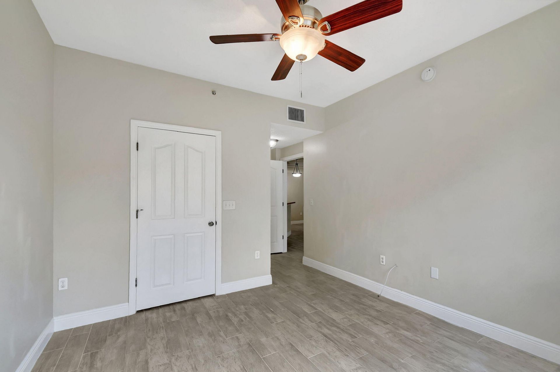 9849 Baywinds Drive, Unit 8101, West Palm Beach, FL 33411 Photo