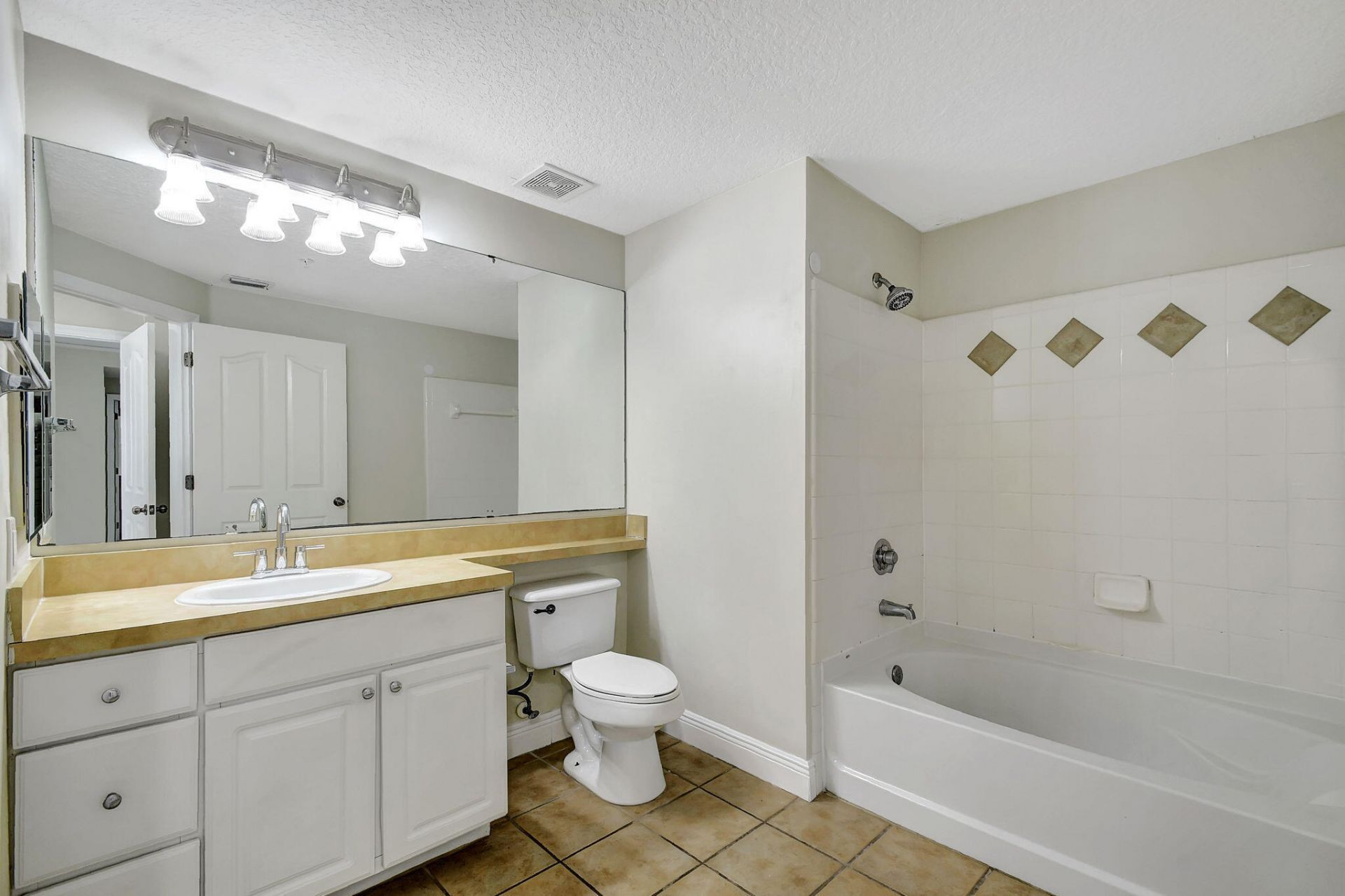 9849 Baywinds Drive, Unit 8101, West Palm Beach, FL 33411 Photo