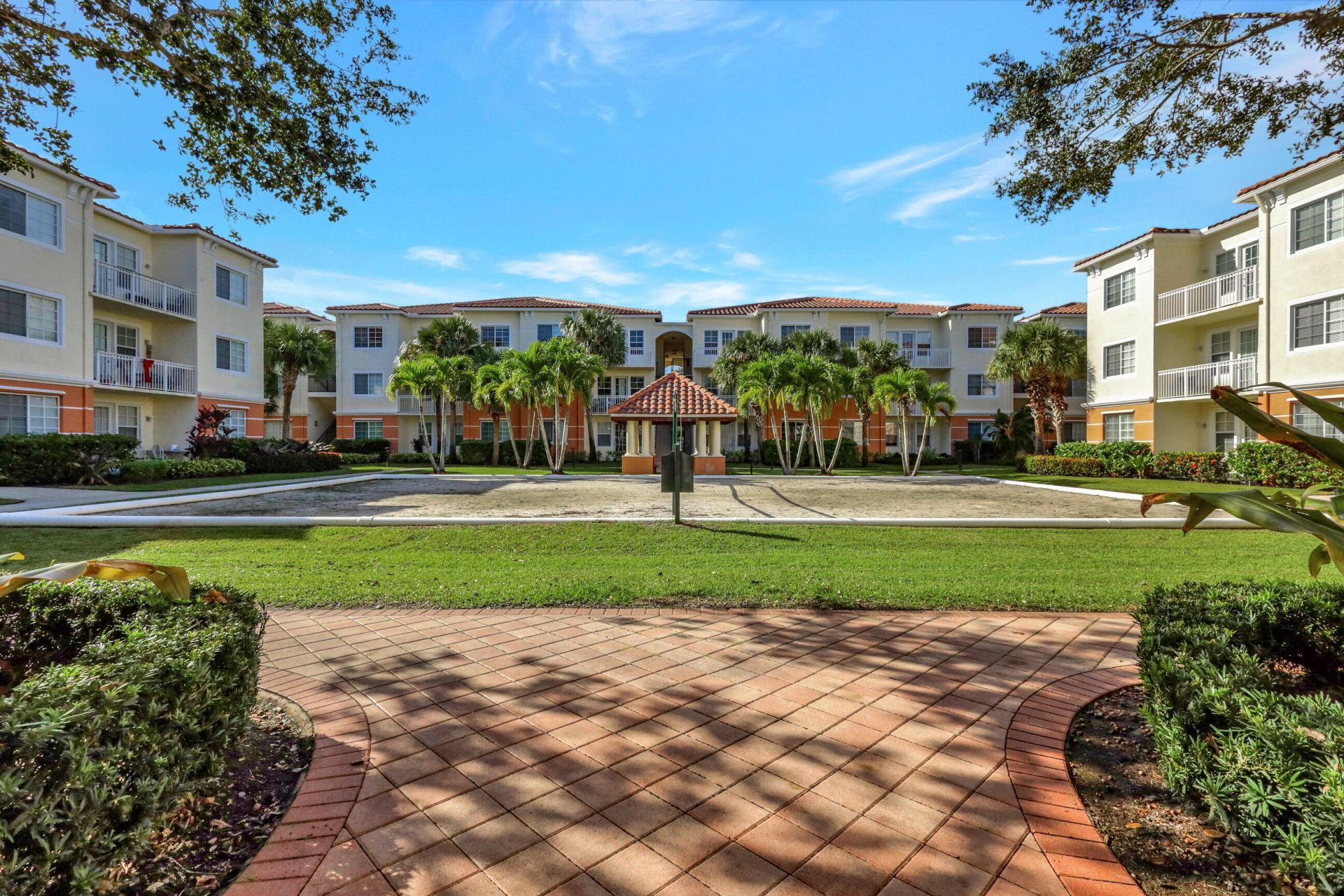 9849 Baywinds Drive, Unit 8101, West Palm Beach, FL 33411 Photo