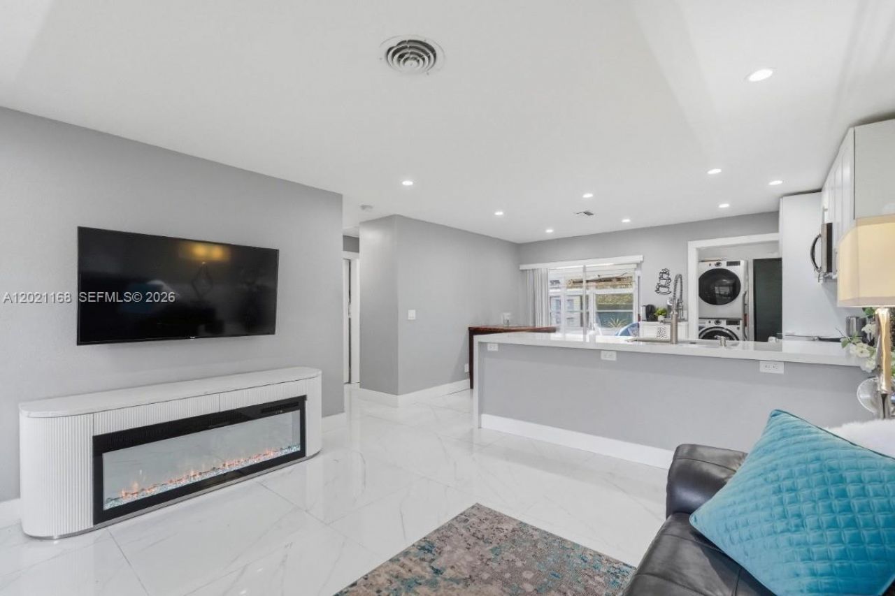 4966 SW 93rd Ave , Cooper City, FL 33328 Photo