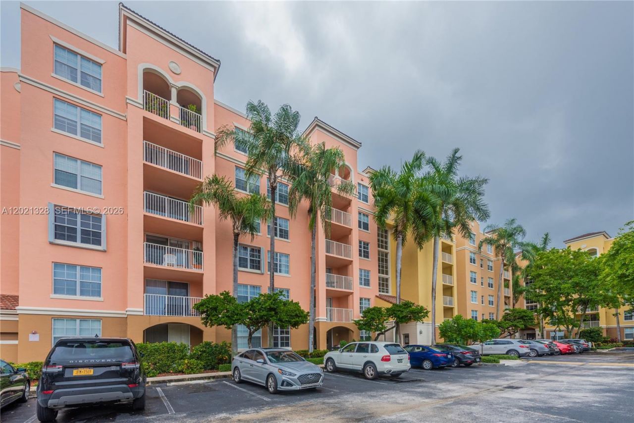 19601 E Country Club Dr , Unit 7102, Aventura, FL 33180 Photo