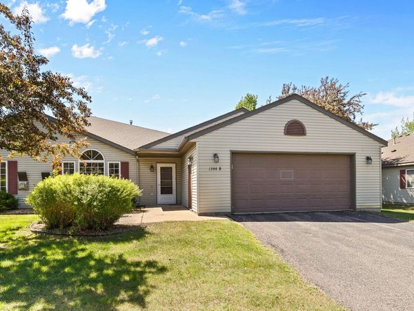 1344 Carriage Drive , Unit 1344-B, Hudson, WI 54016