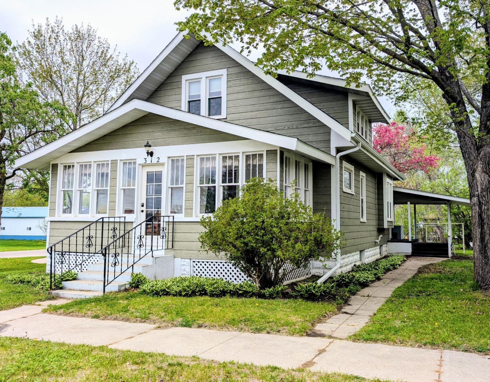 312 Kilburn Street NW, Bertha, MN 56437