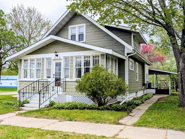 312 Kilburn Street NW, Bertha, MN 56437