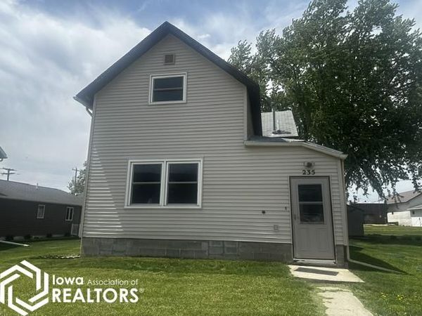 235 Way Avenue, Woden, IA 50484