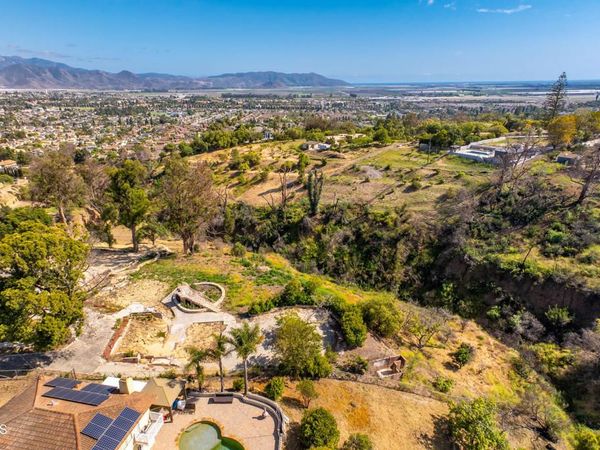 183 Cerro Crest Drive, Camarillo, CA 93010