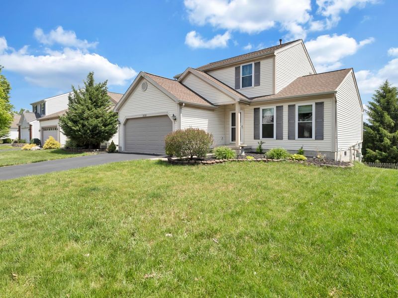 3132 Menzola Drive, Columbus, OH 43228 Photo 2