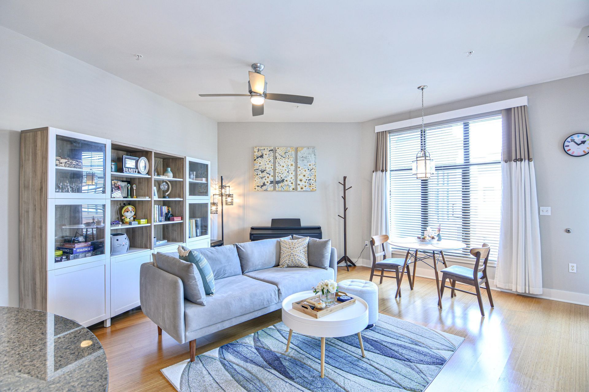 535 S Upper Street, Unit 422, Lexington, KY 40508 Main Photo