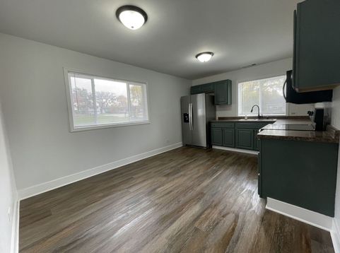 Main Photo