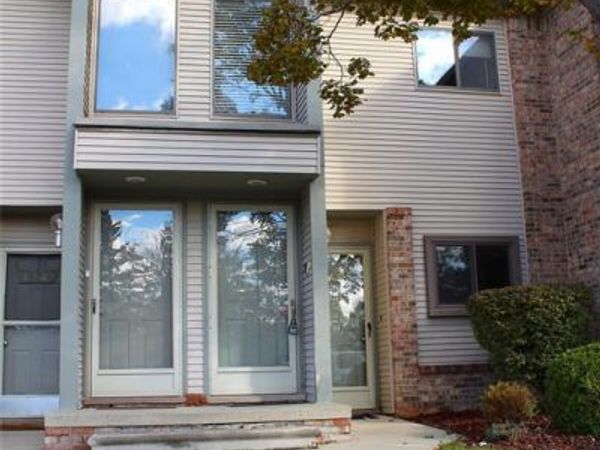 42540 Lilley Pointe Drive, CANTON, MI 48187