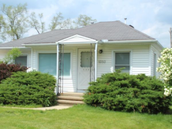 1353 Davis Street, Ypsilanti, MI 48198
